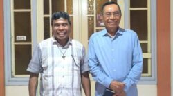 Mantan Bupati Ende Hj. Djafar Achmad Silaturahmi dengan Uskup Agung Ende Mgr. Paulus Budi Kleden