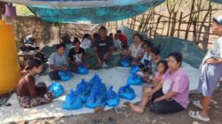 Hari Keempat Pasca Gempa, Relawan AWK Nagekeo Terus Bergerak Salurkan Bantuan ke Warga Terdampak