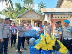 Respons Cepat Polres Ende, Warga Terdampak Gempa di Ondorea Barat Terima Bantuan